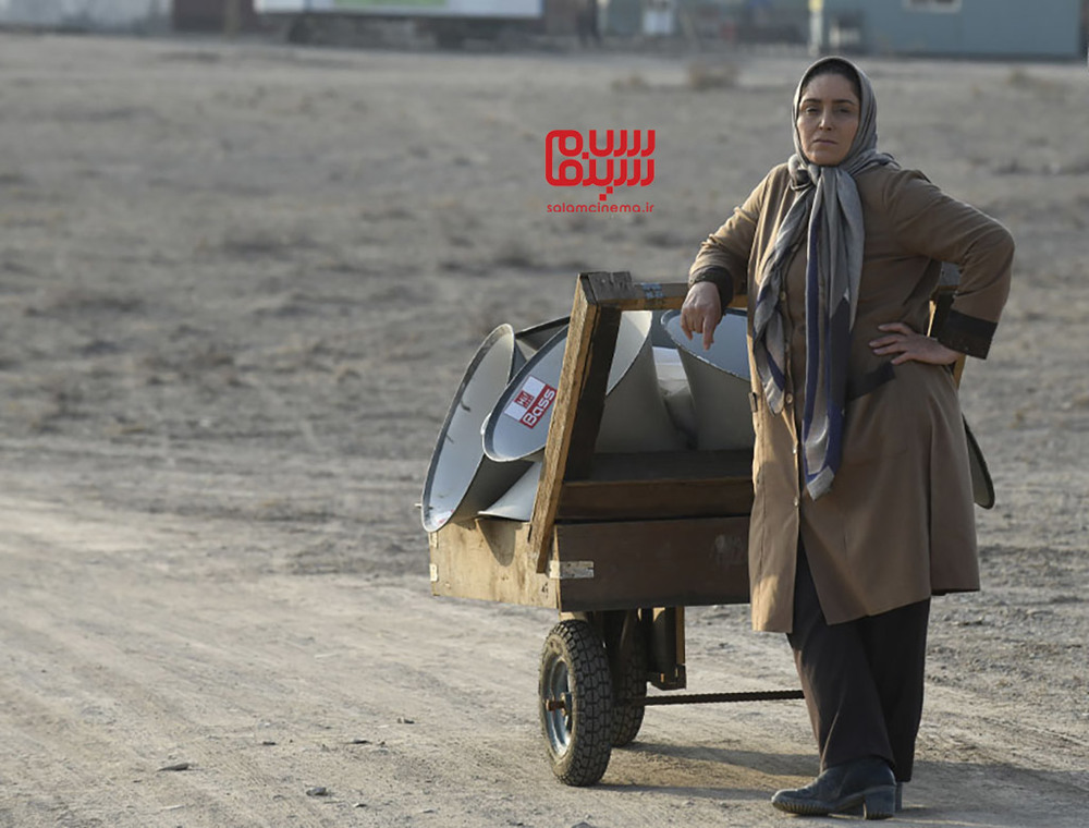 ژاله صامتی در فیلم سینمایی «سرهنگ ثریا»